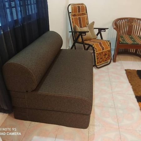 R&R Homestay Simpang Renggam Dış mekan fotoğraf